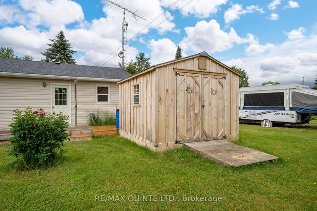 21 Moore Ave, House detached with 3 bedrooms, 2 bathrooms and 2 parking in Greater Napanee ON | Image 10