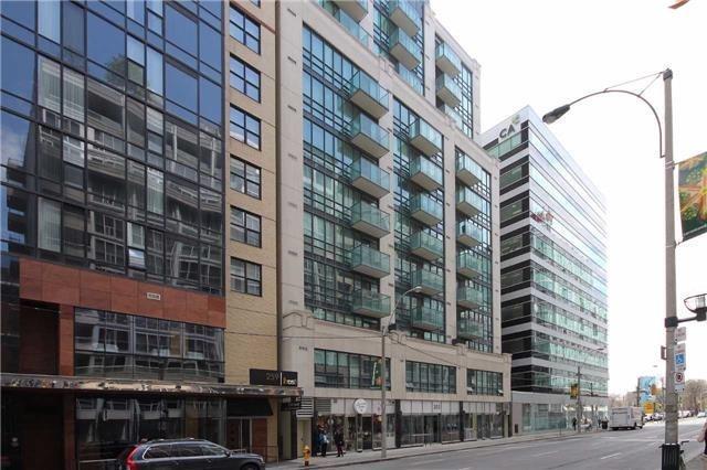 404 - 263 Wellington St W, Condo with 1 bedrooms, 1 bathrooms and 1 parking in Toronto ON | Image 1