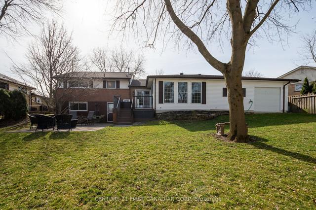 43 Ewald Pl, House detached with 3 bedrooms, 2 bathrooms and 8 parking in London ON | Image 27