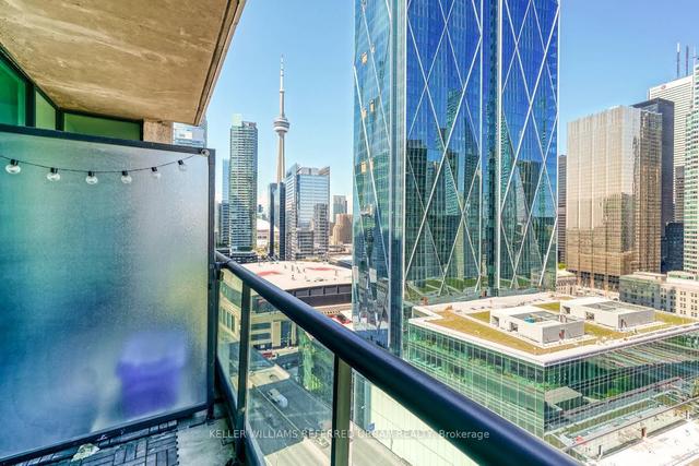 2404 - 16 Yonge St, Condo with 1 bedrooms, 1 bathrooms and 0 parking in Toronto ON | Image 17