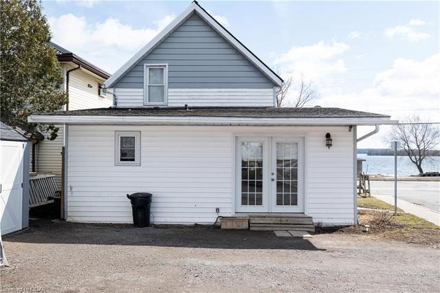 141 Main St, House detached with 3 bedrooms, 1 bathrooms and null parking in Deseronto ON | Image 15