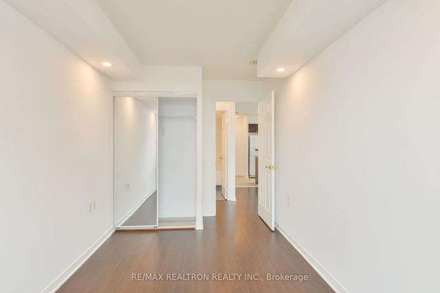 1711 - 28 Olive Ave, Condo with 1 bedrooms, 1 bathrooms and 1 parking in Toronto ON | Image 10