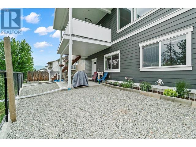 2961 Ensign Way, House detached with 7 bedrooms, 3 bathrooms and 2 parking in West Kelowna BC | Image 37