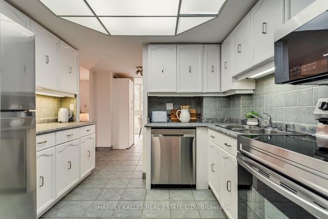 310 - 10 Kenneth Ave, Condo with 2 bedrooms, 2 bathrooms and 1 parking in Toronto ON | Image 11