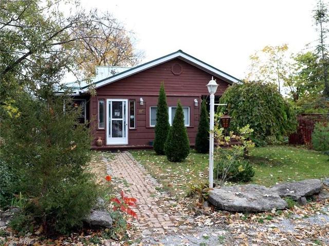 119 Main St, House detached with 2 bedrooms, 3 bathrooms and 10 parking in Kawartha Lakes ON | Image 12