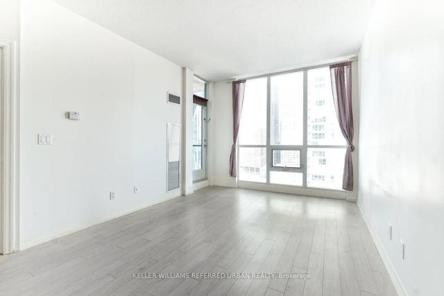 2404 - 16 Yonge St, Condo with 1 bedrooms, 1 bathrooms and 0 parking in Toronto ON | Image 7