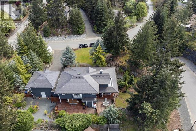 3308 Rockhampton Rd, House detached with 4 bedrooms, 4 bathrooms and 5 parking in Nanaimo E BC | Image 2
