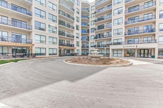 118 - 1200 Commissioners Rd W, House attached with 2 bedrooms, 2 bathrooms and 1 parking in London ON | Image 1