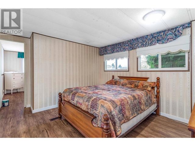98 - 3535 Casorso Rd, House other with 2 bedrooms, 1 bathrooms and 2 parking in Kelowna BC | Image 12