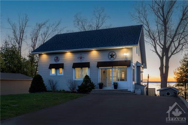 330 Gardiner Shore Road, House detached with 5 bedrooms, 4 bathrooms and 4 parking in Beckwith ON | Image 1