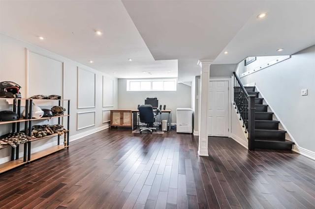 253 Cedar Ave, House semidetached with 3 bedrooms, 4 bathrooms and 6 parking in Richmond Hill ON | Image 15