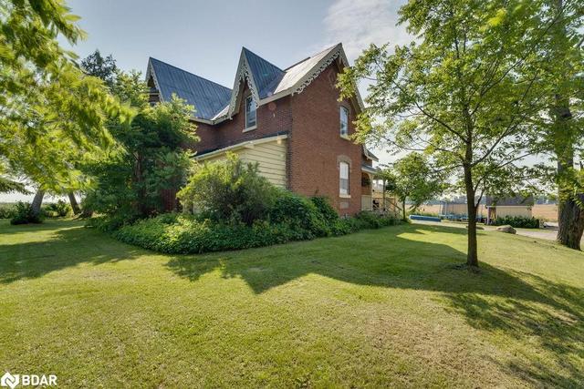 2647 Lockhart Road, House detached with 4 bedrooms, 2 bathrooms and 21 parking in Barrie ON | Image 3
