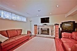 31 Westwood Ln, House detached with 3 bedrooms, 3 bathrooms and 8 parking in Richmond Hill ON | Image 3