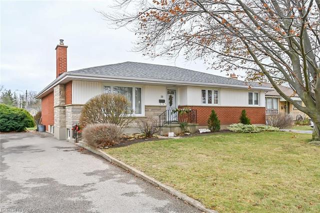 23 Woodman Drive, House detached with 4 bedrooms, 1 bathrooms and null parking in Brantford ON | Image 5