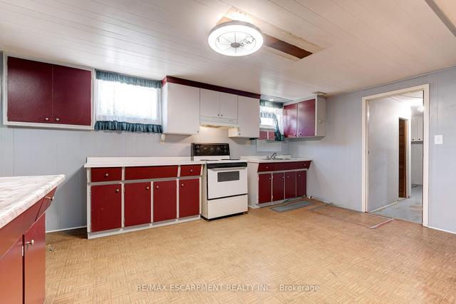 106 Reno Ave, House detached with 3 bedrooms, 2 bathrooms and 5 parking in Hamilton ON | Image 18