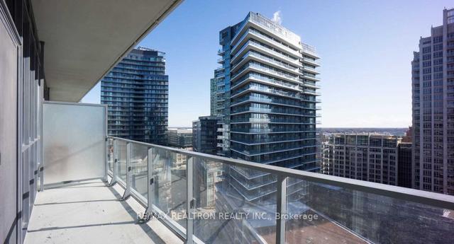 sph07 - 50 Bruyeres Mews, Condo with 1 bedrooms, 1 bathrooms and 1 parking in Toronto ON | Image 6