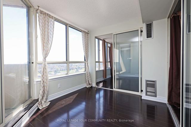 1608 - 225 Bamburgh Cir, Condo with 2 bedrooms, 1 bathrooms and 1 parking in Toronto ON | Image 2