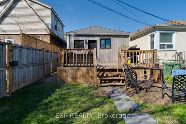 202 Roxborough Ave, House detached with 2 bedrooms, 2 bathrooms and 1 parking in Hamilton ON | Image 30