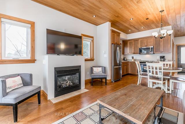 2a - 1841 Muskoka Road 118 W, Condo with 2 bedrooms, 2 bathrooms and 2 parking in Muskoka Lakes ON | Image 6