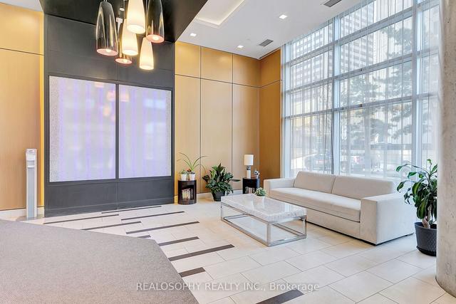 506 - 58 Orchard View Blvd, Condo with 1 bedrooms, 1 bathrooms and 0 parking in Toronto ON | Image 14
