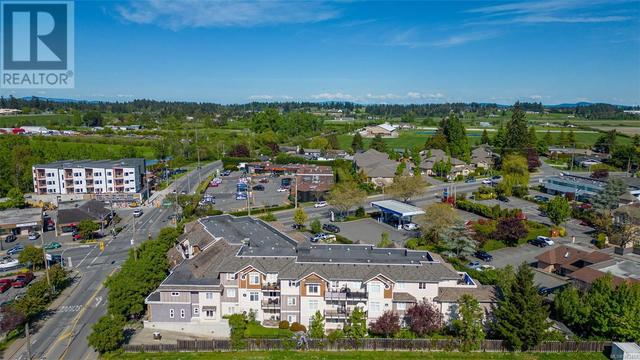 209 - 7088 West Saanich Rd, Condo with 2 bedrooms, 2 bathrooms and 1 parking in Central Saanich BC | Image 2