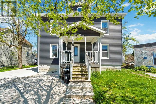 420 Confederation Street, House detached with 4 bedrooms, 2 bathrooms and null parking in Sarnia ON | Image 1