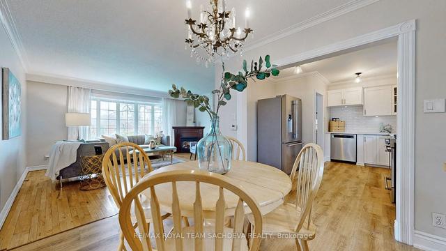 224 Beechgrove Dr, House detached with 4 bedrooms, 2 bathrooms and 6 parking in Toronto ON | Image 4
