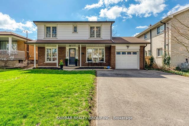181 Chapman Rd, House detached with 4 bedrooms, 2 bathrooms and 3 parking in Toronto ON | Image 1