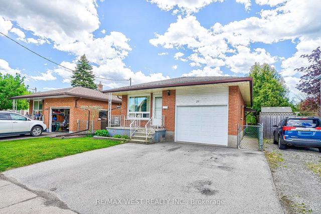 25 Cumming St, House detached with 3 bedrooms, 2 bathrooms and 3 parking in St. Catharines ON | Image 12