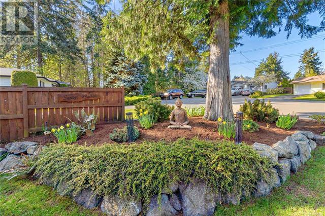 352 Allwood Rd, House detached with 3 bedrooms, 2 bathrooms and 2 parking in Parksville BC | Image 40