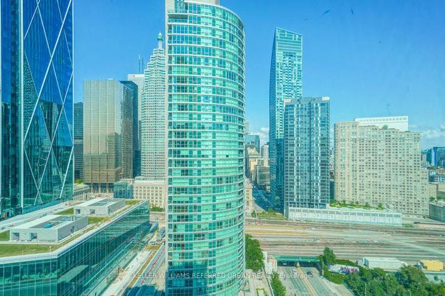 2404 - 16 Yonge St, Condo with 1 bedrooms, 1 bathrooms and 0 parking in Toronto ON | Image 15
