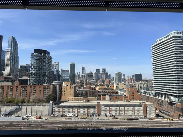 1605 - 55 Cooper St, Condo with 2 bedrooms, 2 bathrooms and 0 parking in Toronto ON | Image 5