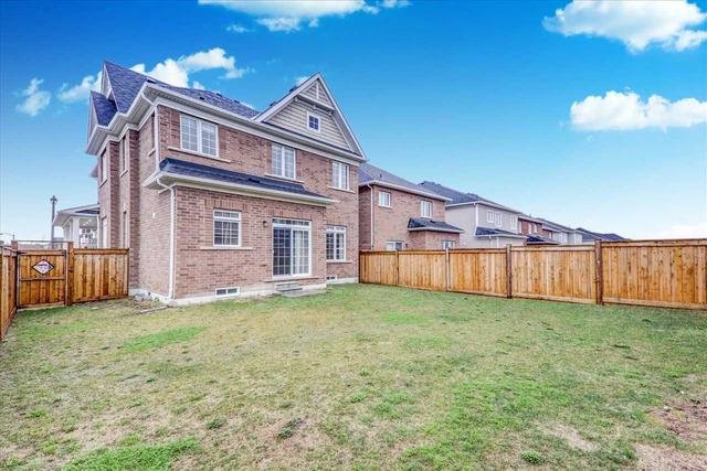 1744 William Lott Dr, House detached with 4 bedrooms, 3 bathrooms and 4 parking in Oshawa ON | Image 26
