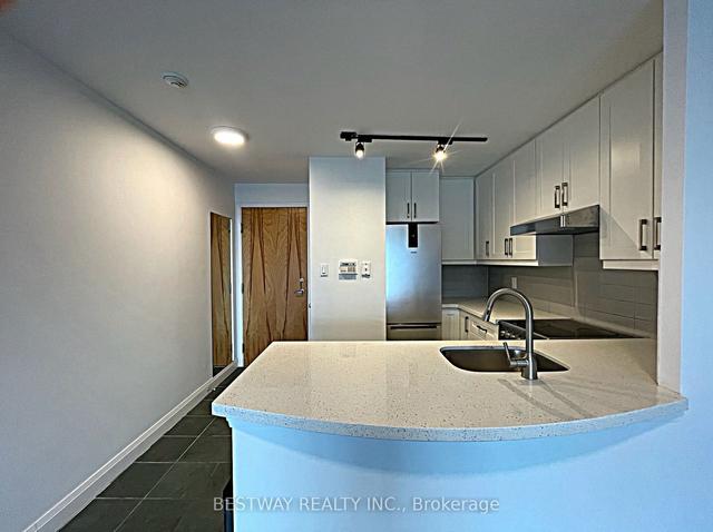 227 - 600 Queens Quay W, Condo with 1 bedrooms, 1 bathrooms and 1 parking in Toronto ON | Image 3