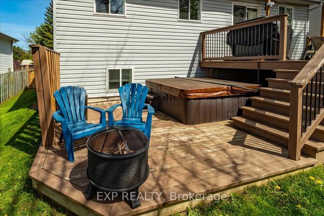 35 Reid Cres, House detached with 3 bedrooms, 2 bathrooms and 4 parking in Collingwood ON | Image 30