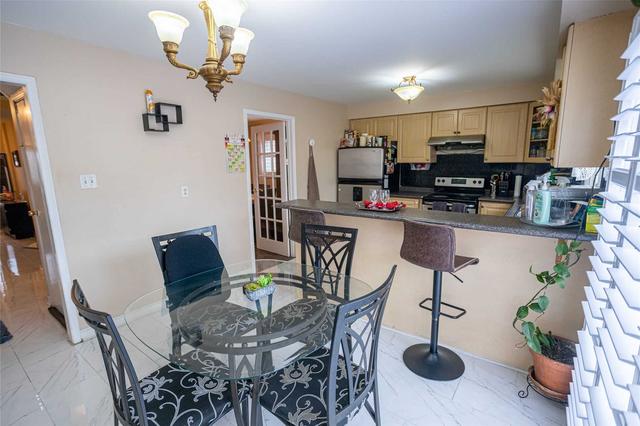 UPPER - 68 Horsham St, House detached with 4 bedrooms, 3 bathrooms and 5 parking in Brampton ON | Image 8