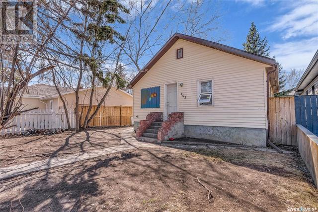 403 R Avenue S, House detached with 3 bedrooms, 1 bathrooms and null parking in Saskatoon SK | Image 1