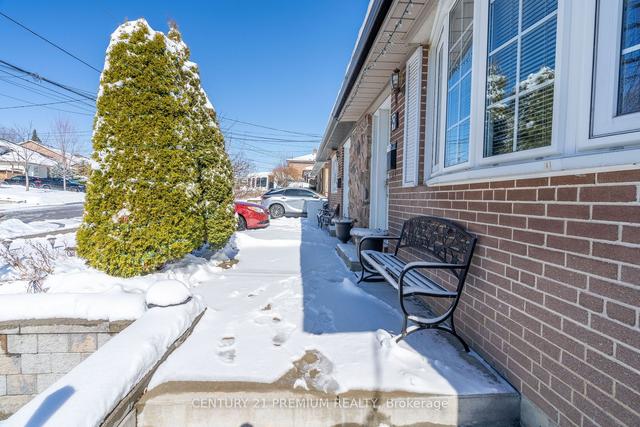 9 Northover St, House semidetached with 3 bedrooms, 3 bathrooms and 2 parking in Toronto ON | Image 31