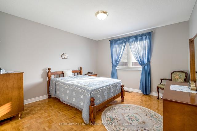 64 Adrianno Cres, House detached with 3 bedrooms, 4 bathrooms and 6 parking in Vaughan ON | Image 14