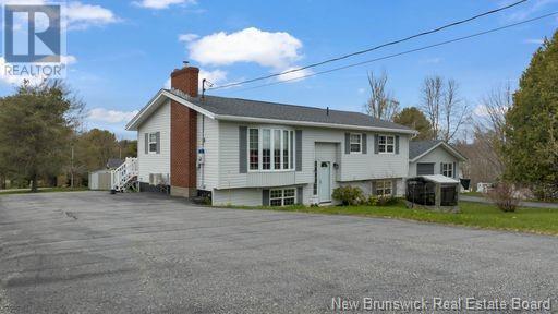 1 Robbin Crt, House detached with 4 bedrooms, 2 bathrooms and null parking in Grand Bay Westfield NB | Image 1