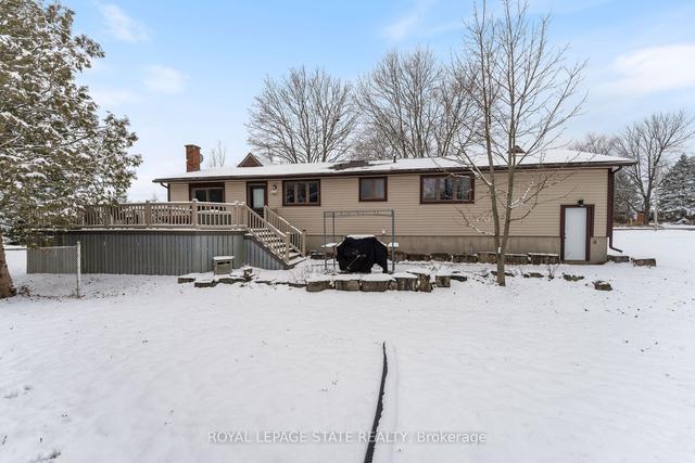 560 Westover Rd, House detached with 3 bedrooms, 2 bathrooms and 9 parking in Hamilton ON | Image 30