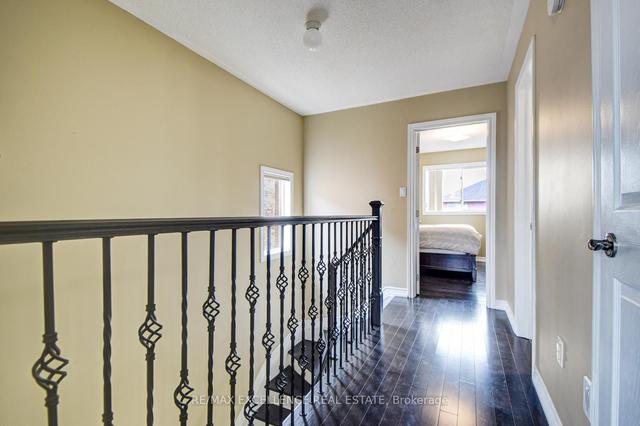 26 Baha Cres, House semidetached with 3 bedrooms, 2 bathrooms and 3 parking in Brampton ON | Image 28