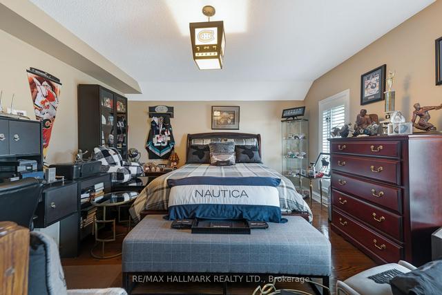 171 Millwood Pky, House detached with 5 bedrooms, 6 bathrooms and 23 parking in Vaughan ON | Image 22