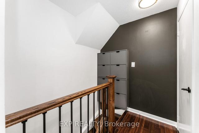 1507 - 26 Laidlaw St, Townhouse with 2 bedrooms, 2 bathrooms and 1 parking in Toronto ON | Image 14