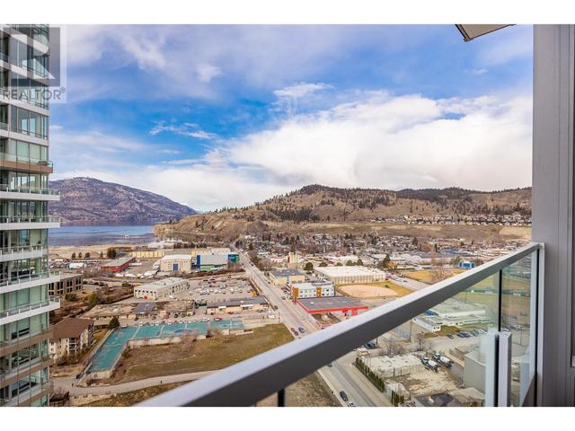 2306 - 1191 Sunset Dr, Condo with 3 bedrooms, 2 bathrooms and 2 parking in Kelowna BC | Image 12