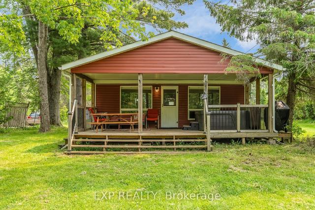235 Monck Rd, House detached with 3 bedrooms, 1 bathrooms and 10 parking in Kawartha Lakes ON | Image 18