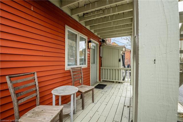 320 Queen St, House semidetached with 2 bedrooms, 2 bathrooms and 4 parking in Kingston ON | Image 26