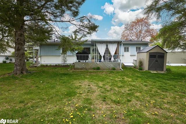 5 Fir Crt, House detached with 2 bedrooms, 1 bathrooms and 2 parking in Innisfil ON | Image 6