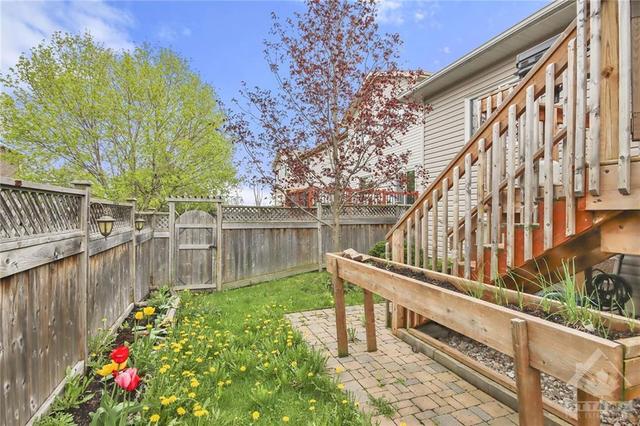 68 Frieday St, Townhouse with 3 bedrooms, 2 bathrooms and 3 parking in Arnprior ON | Image 29