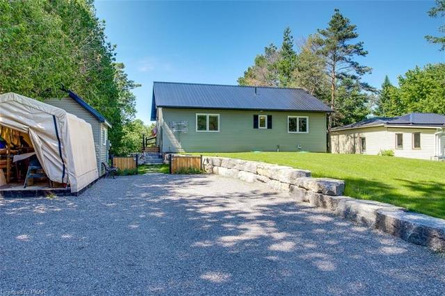 65 Crooked Crt, House detached with 2 bedrooms, 1 bathrooms and null parking in Kawartha Lakes ON | Image 21
